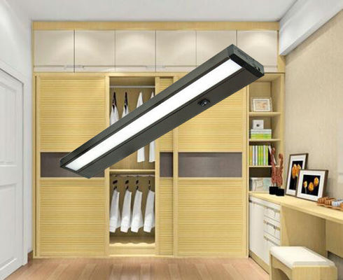 โคมไฟ LED สำหรับใช้ในครัวเรือนขนาด 12 &quot;8W หรี่แสงได้ภายใต้โคมไฟตู้
